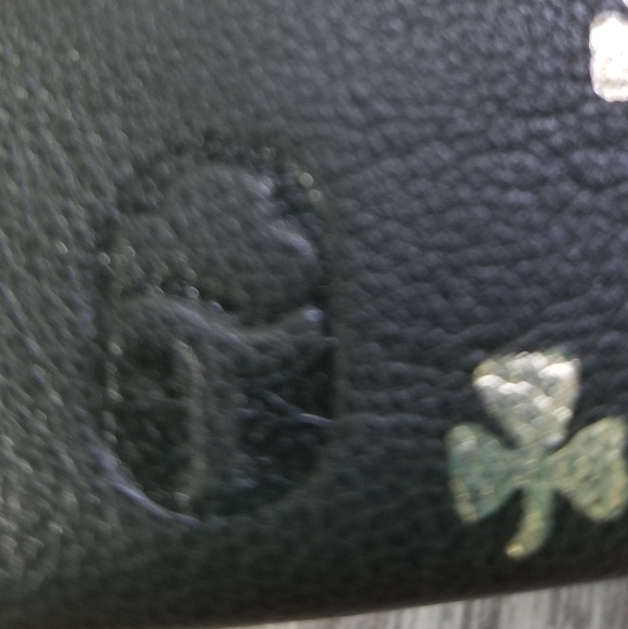 🎉HP🎉Shamrock zippered pouch - Picture 2 of 8